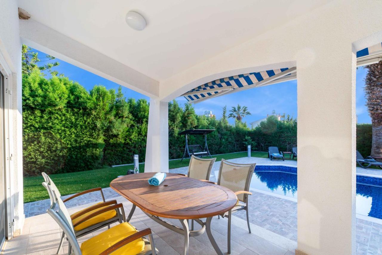 קורל ביי Bungalow Casa Bella By Ezoria Villas מראה חיצוני תמונה